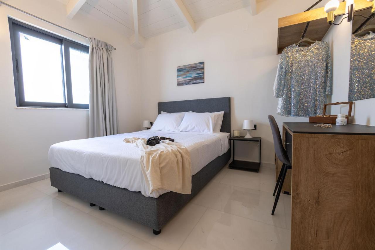 Astron Aparthotel By Estia อนาลิปซี ภายนอก รูปภาพ