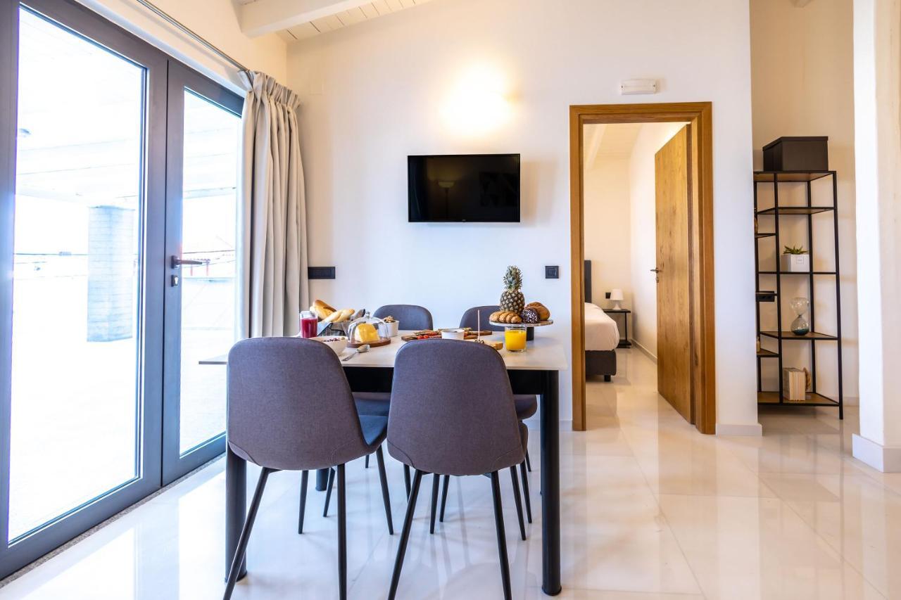 Astron Aparthotel By Estia อนาลิปซี ภายนอก รูปภาพ
