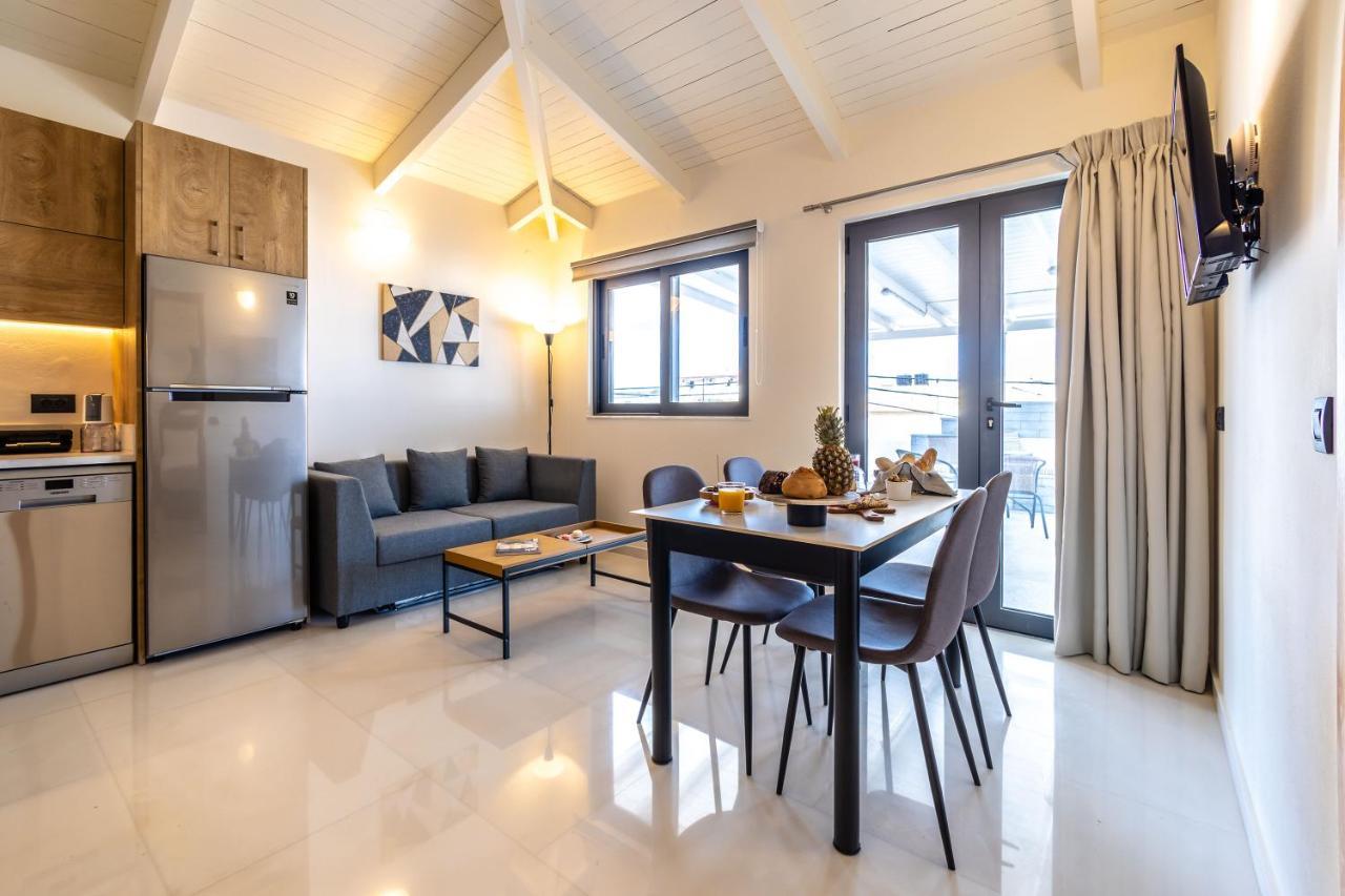 Astron Aparthotel By Estia อนาลิปซี ภายนอก รูปภาพ