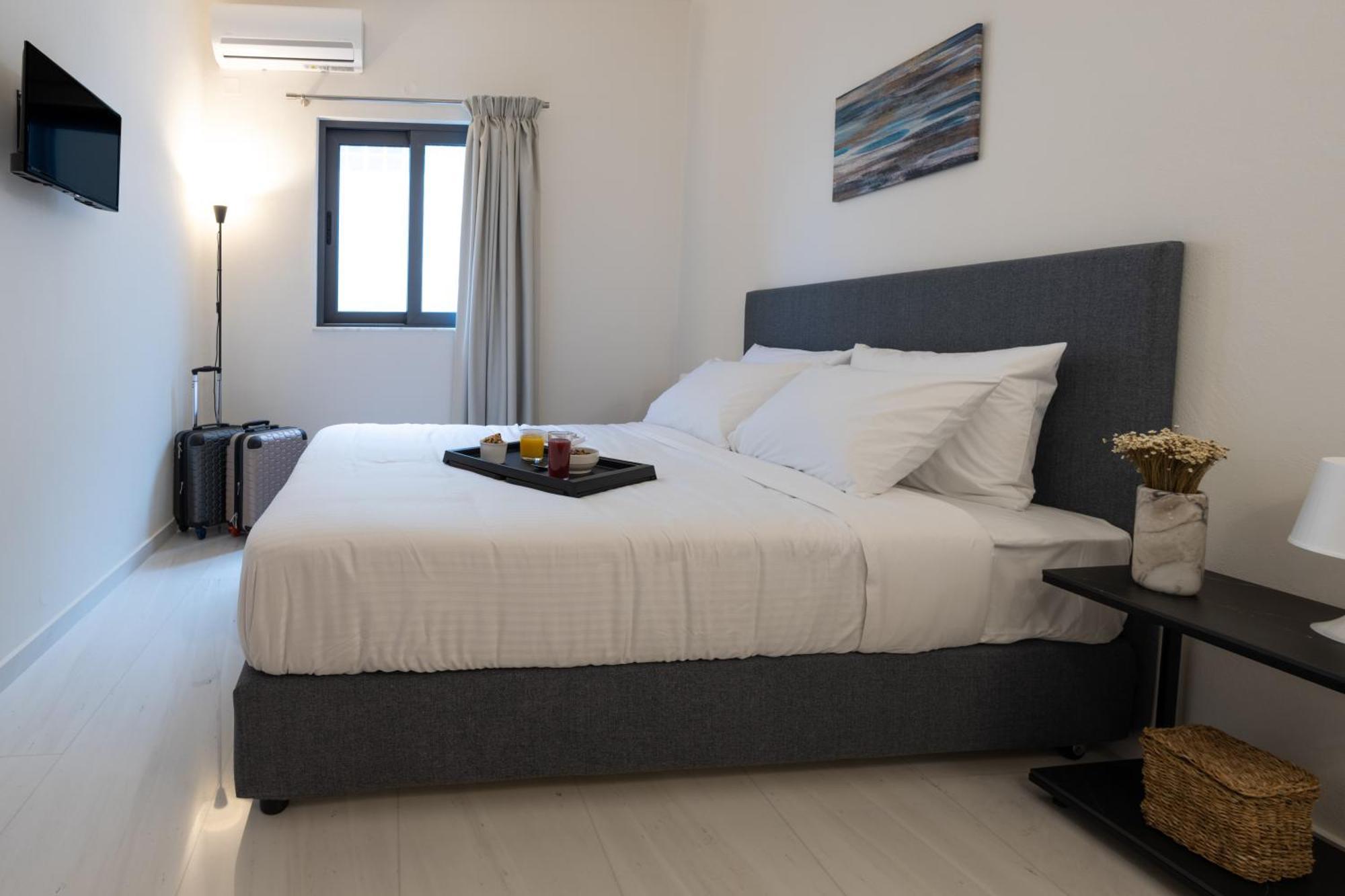 Astron Aparthotel By Estia อนาลิปซี ภายนอก รูปภาพ